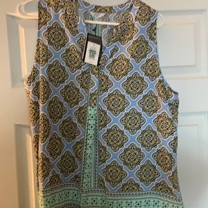 Crown and Ivy Sleeveless top!